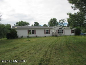 For Sale: 1804 2nd St Shelbyville, MI 49344