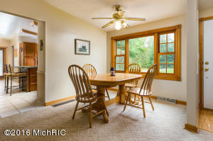 1231 13 Mile Rd NE