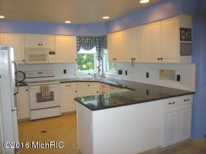 10913 Melanie Dr