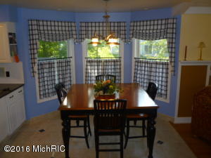 10913 Melanie Dr