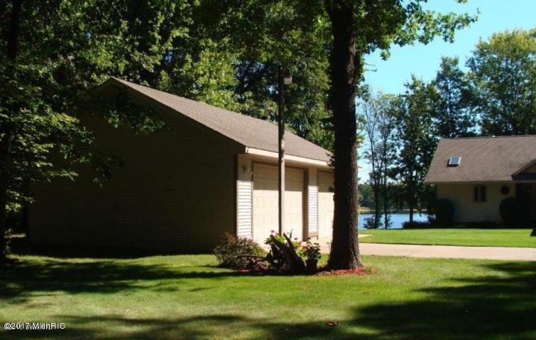 350 S Maple Rd