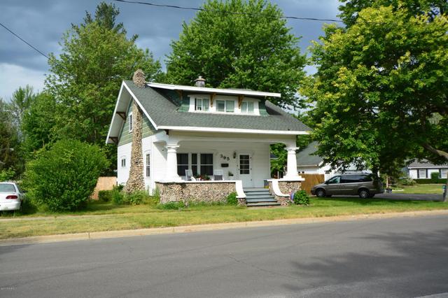 17183 Main St