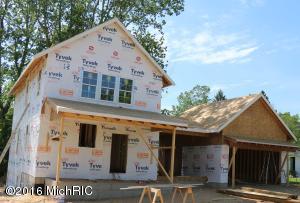 For Sale: 40 Ferry St Douglas, MI 49406