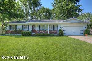 For Sale: 3930 42nd St SW Grandville, MI 49418