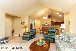 For Sale: 5240 Riverflow Ave SW Grandville, MI 49418