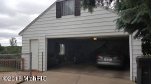 For Sale: 5708 Ivanrest Ave SW Grandville, MI 49418
