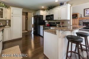 For Sale: 4154 Whitetail Ln Hamilton, MI 49419