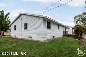 607 Van Raalte Ave