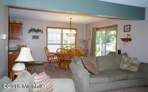 For Sale: 4108 Quail Run Dr Hudsonville, MI 49426