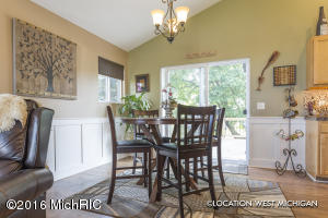 For Sale: 8221 Fairwood Dr Jenison, MI 49428