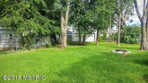 590 Catawba Ave