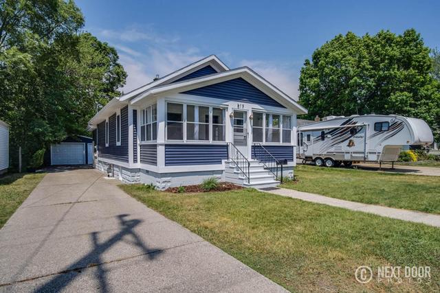 15166 Krueger St