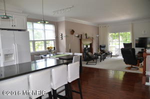 For Sale: 15009 Thoroughbred Run Spring Lake, MI 49456