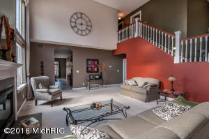 For Sale: 4377 Winterwood Shores Dr Whitehall, MI 49461