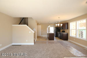 For Sale: 457 La Grave Ave SE #APT 15 Grand Rapids, MI 49503