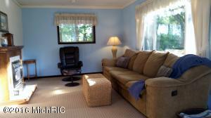 For Sale: 1064 Ida Ave NW Grand Rapids, MI 49504