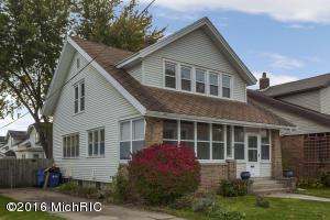 952 Richmond St