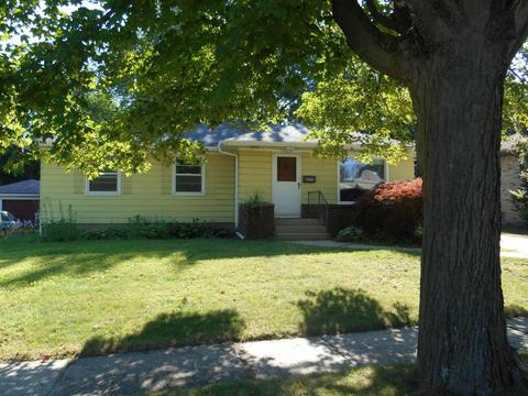 856 Lamberton St NE