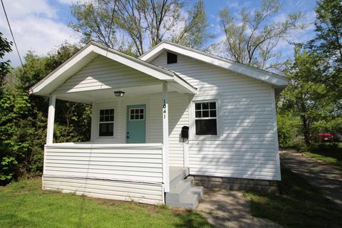 905 Oakdale SE