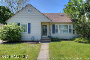 For Sale: 2257 College Ave SE Grand Rapids, MI 49507