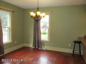 217 Rose SW
