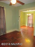 217 Rose SW