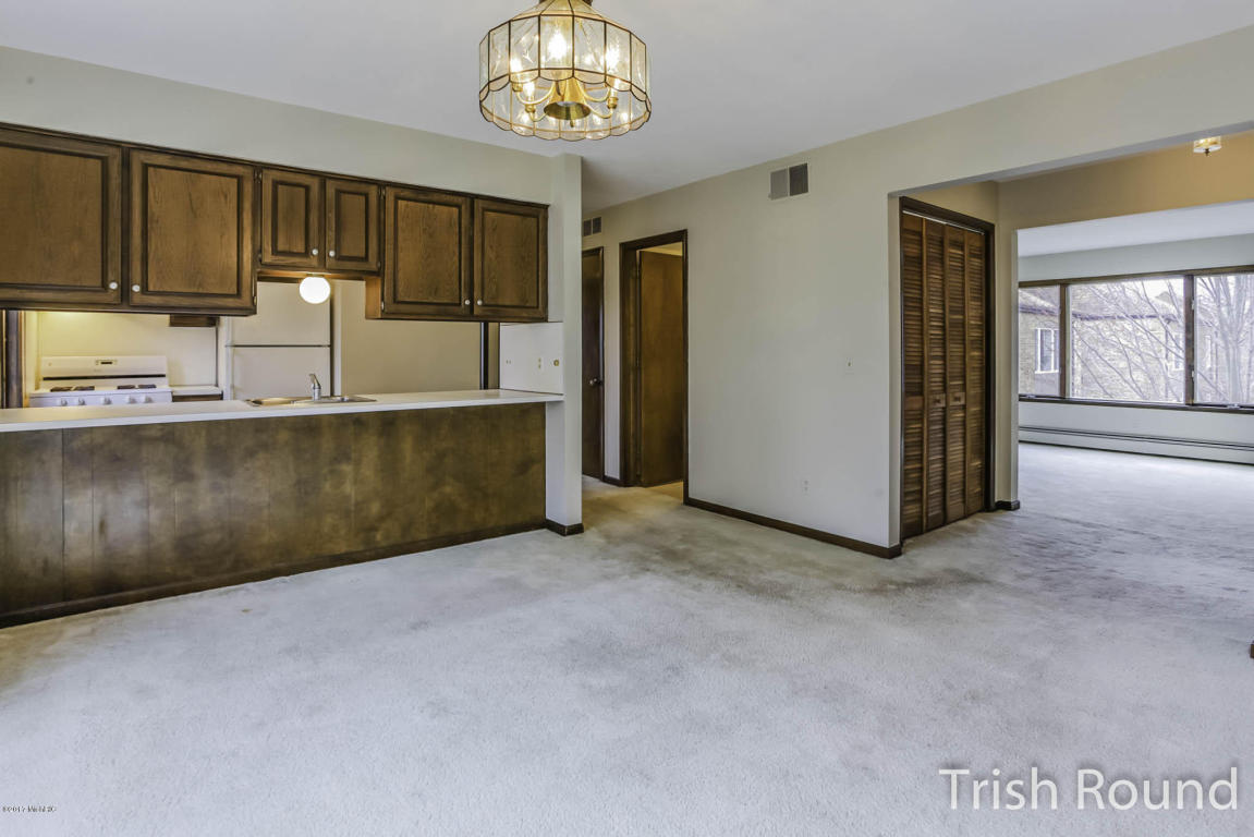 2035 Wyoming SW