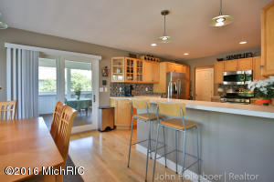 For Sale: 4159 Tallman Crk Grand Rapids, MI 49534