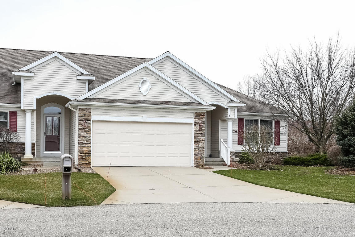 650 Grand Woods Ct NE