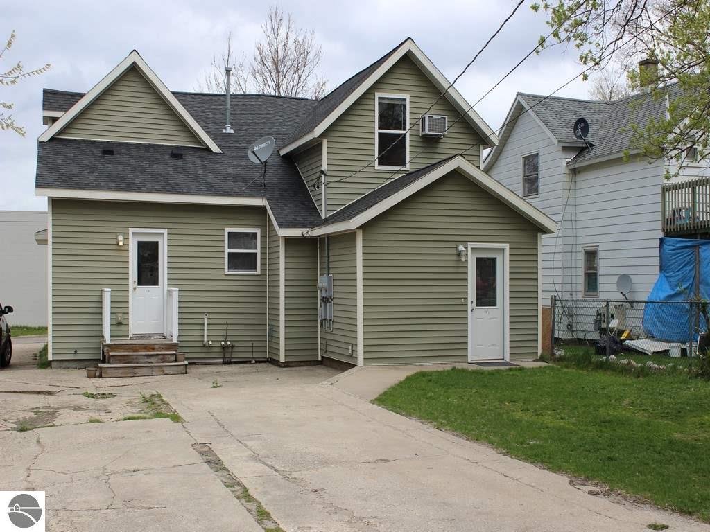 741 Linden St
