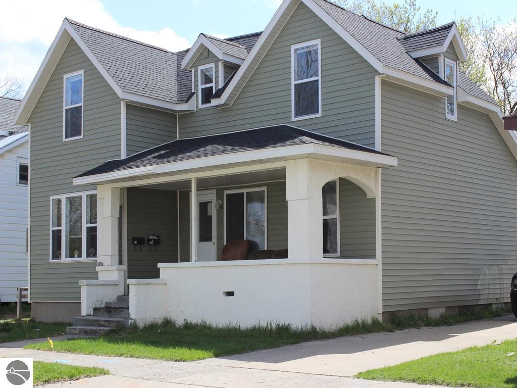 741 Linden St