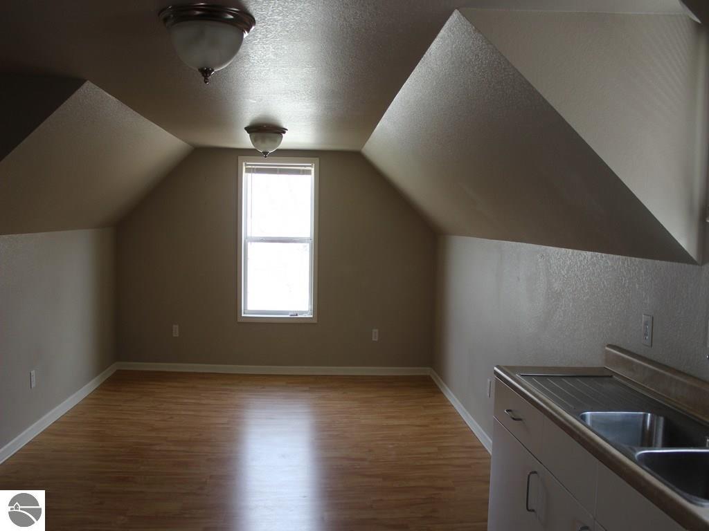 741 Linden St