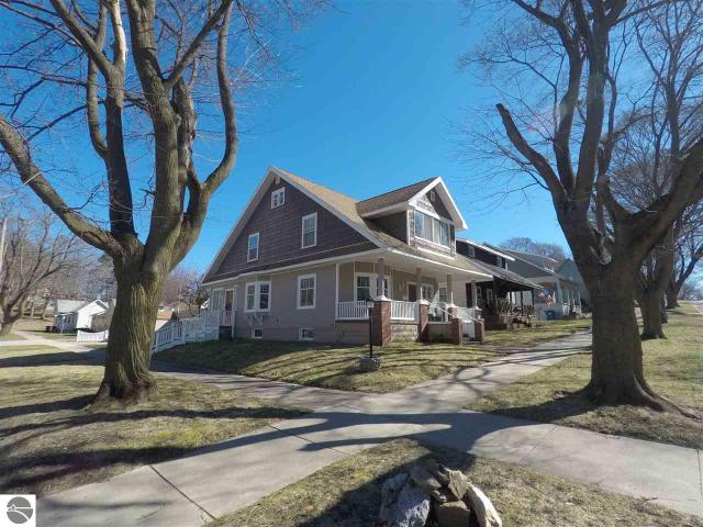 626 S Lake St #13