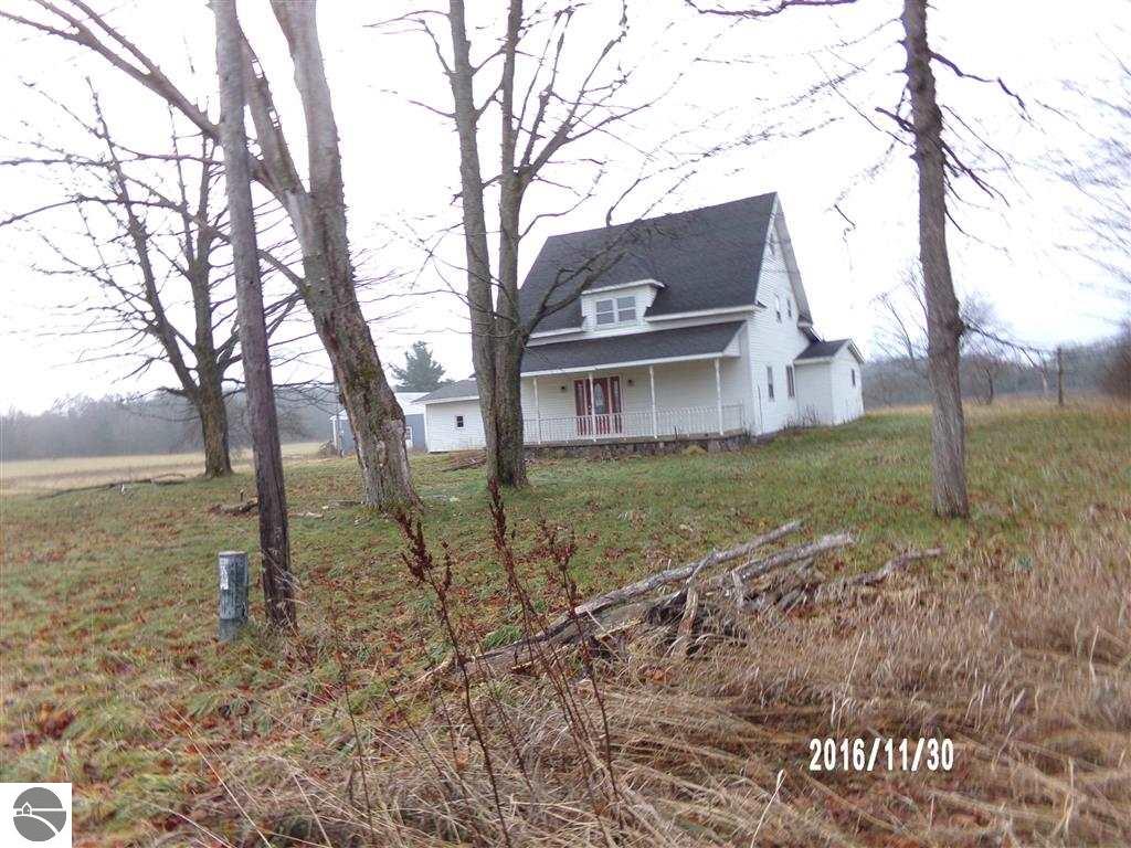 362 E 32 Rd
