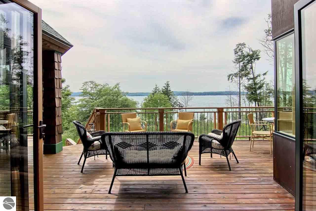 222 S East Torch Lake Dr