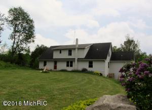 For Sale: 6372 7 Mile Rd Evart, MI 49631
