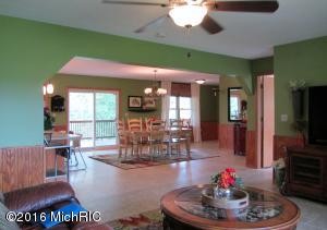 For Sale: 6372 7 Mile Rd Evart, MI 49631