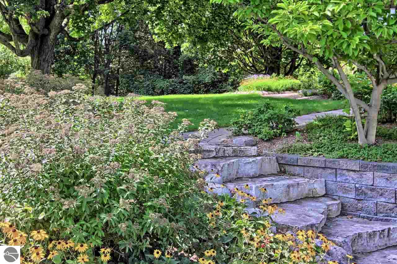 1225 Forrester Rd