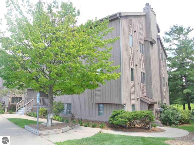 5553 Golfview Ct #38