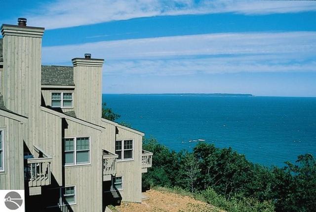 19 Brook Hill Condo #19-C