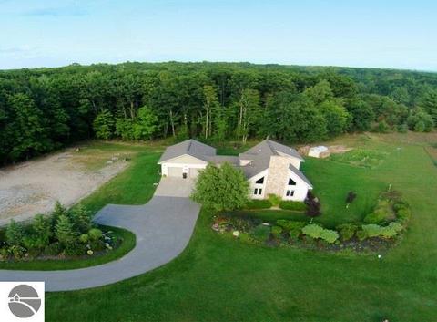 3978 Moonlight Bay Trl