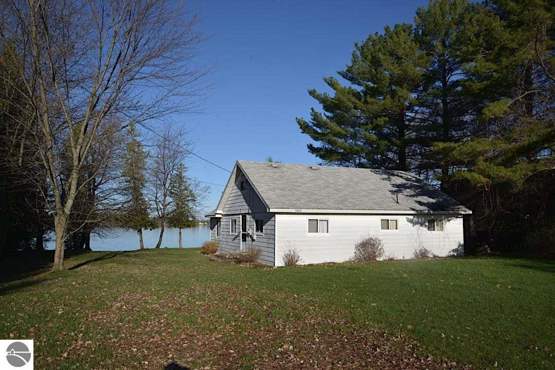 4494 S East Torch Lake Dr