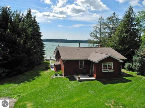 6080 S Lake Leelanau Dr