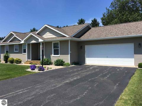 649 Autumnview Ln