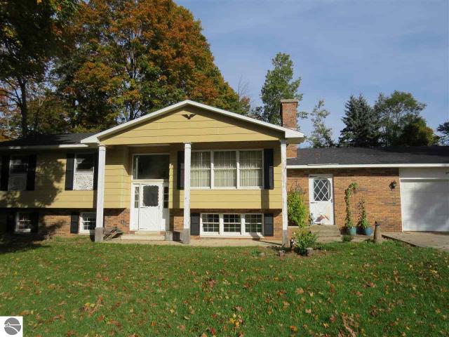 3733 E Long Lake Rd