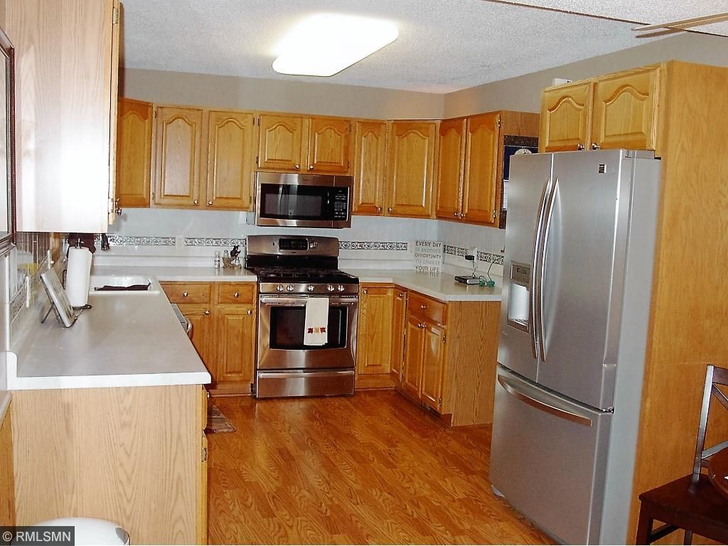 8884 Dunlap Ave