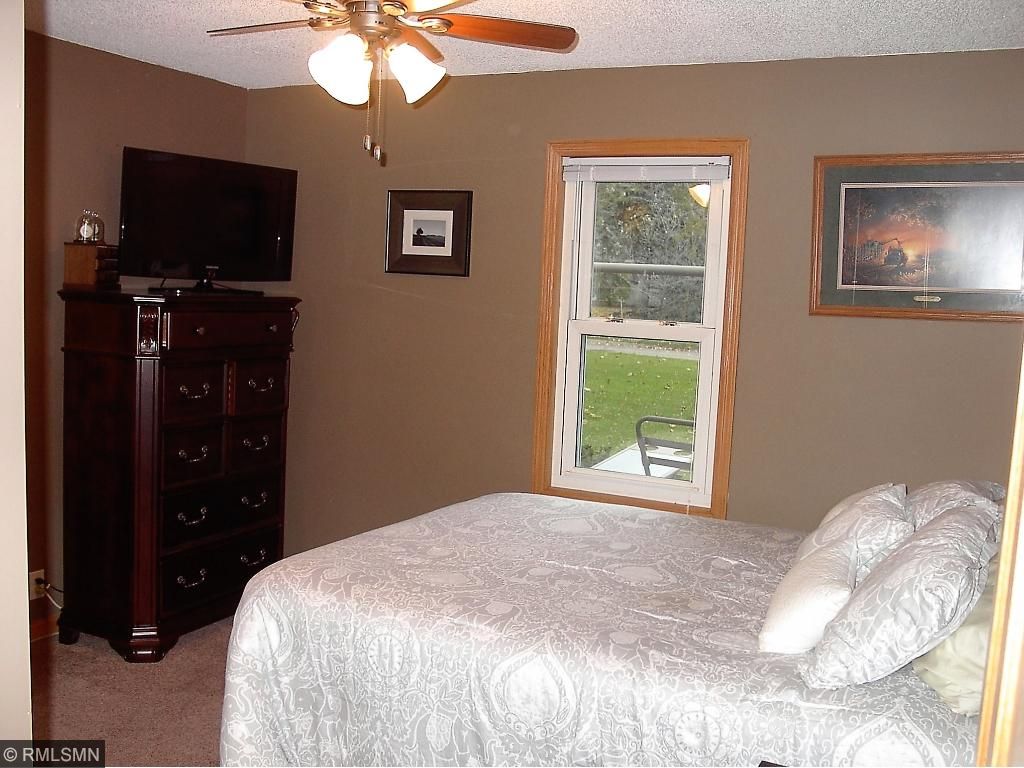 8884 Dunlap Ave