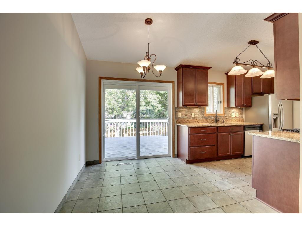 For Sale: 7572 Jeffery Ave S Cottage Grove, MN 55016