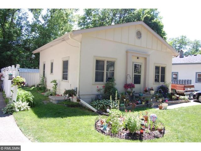 411 6th Ave NE #A