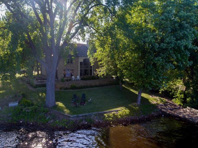 555 Perch Lake Rd
